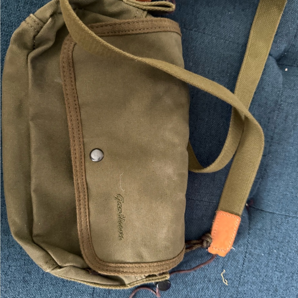 Green Canvas Belt Bag with Rugged Design
